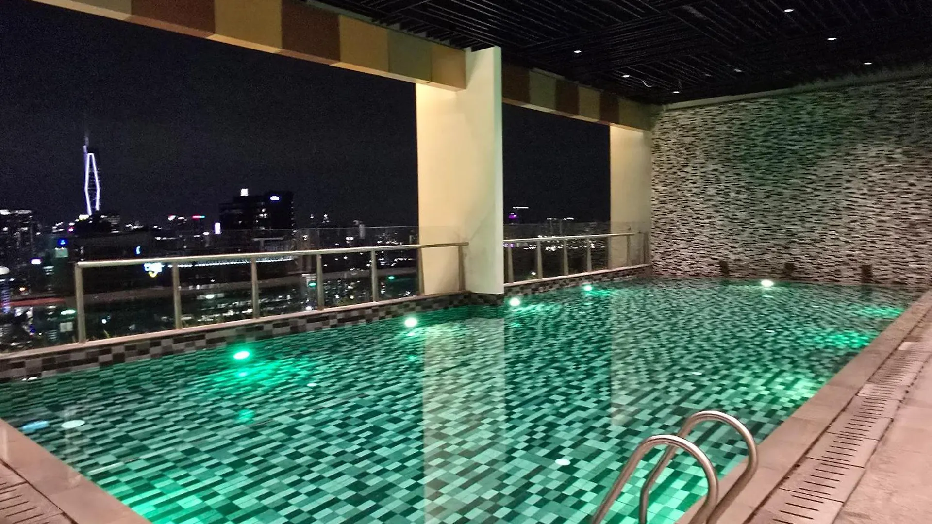 Midvalley Bangsar Stylish Suite By Dingding Kuala Lumpur
