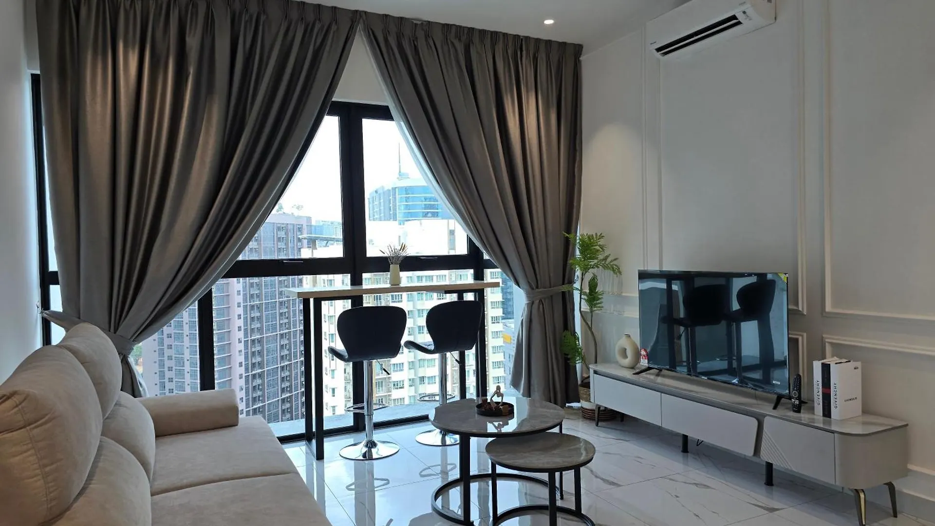 Midvalley Bangsar Stylish Suite By Dingding Kuala Lumpur